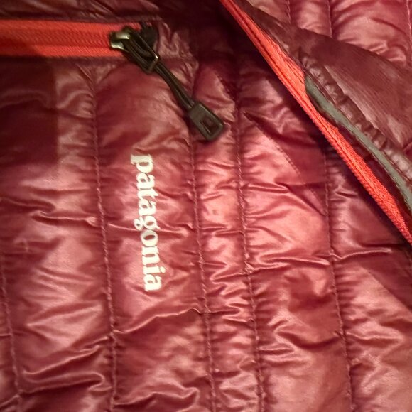 Medium, Burgundy, Patagonia Down Sweater - Picture 3 of 4